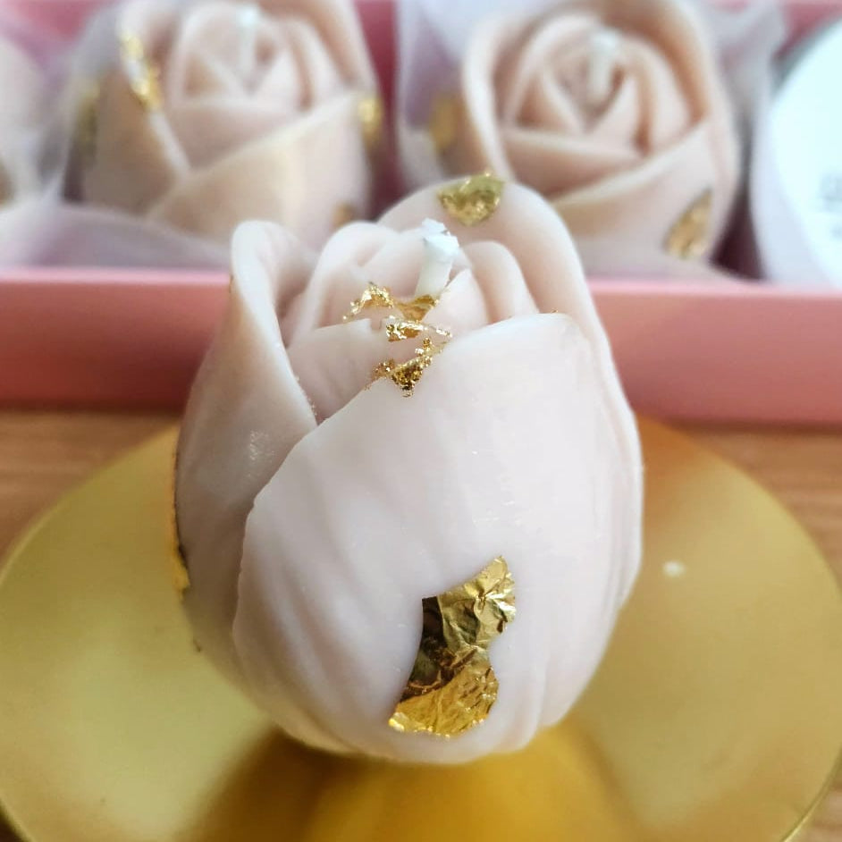 Tulip Kit (4 Sculptural Candles) - Single Scent Selection