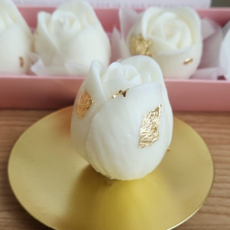 Tulip Kit (4 Sculptural Candles) - Single Scent Selection